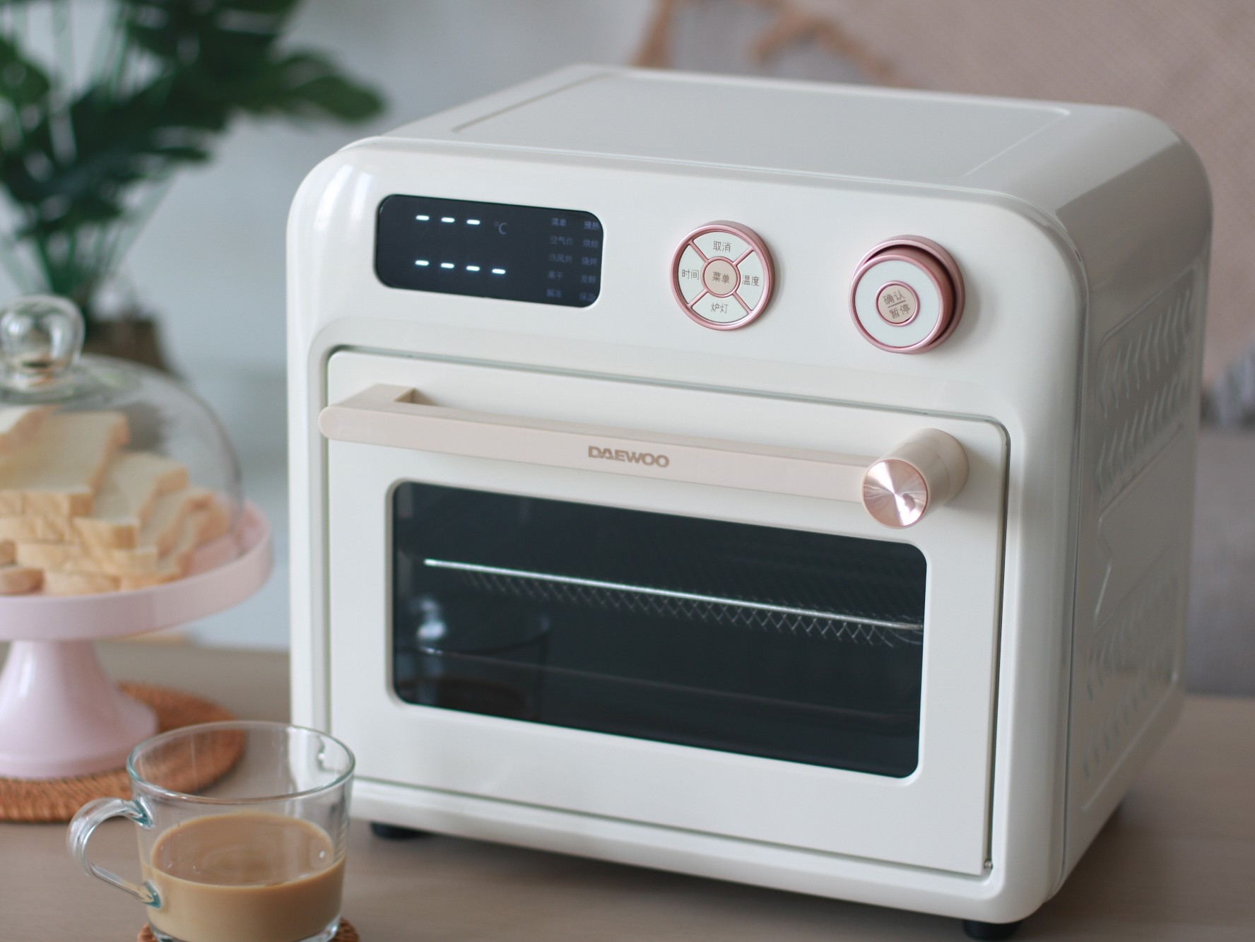 微波炉作为厨房中不可或缺的电器,厨房电器微波炉实用吗