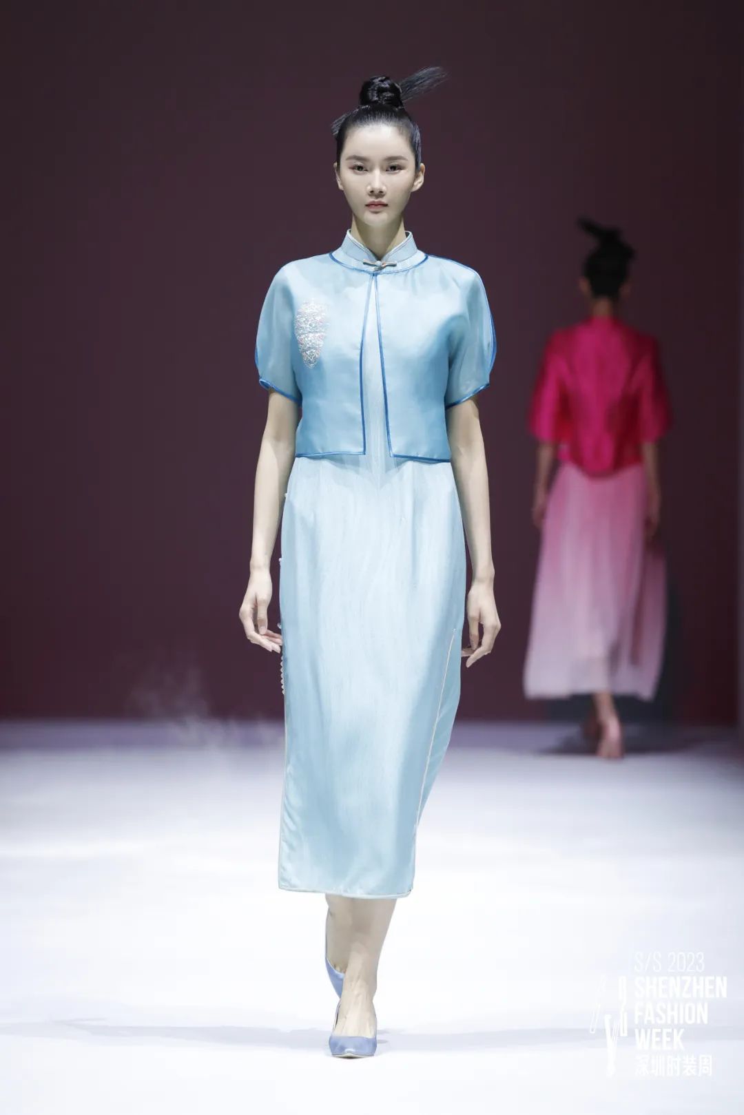 衡韵雅序服装郑州店,衡韵雅序郑州机场