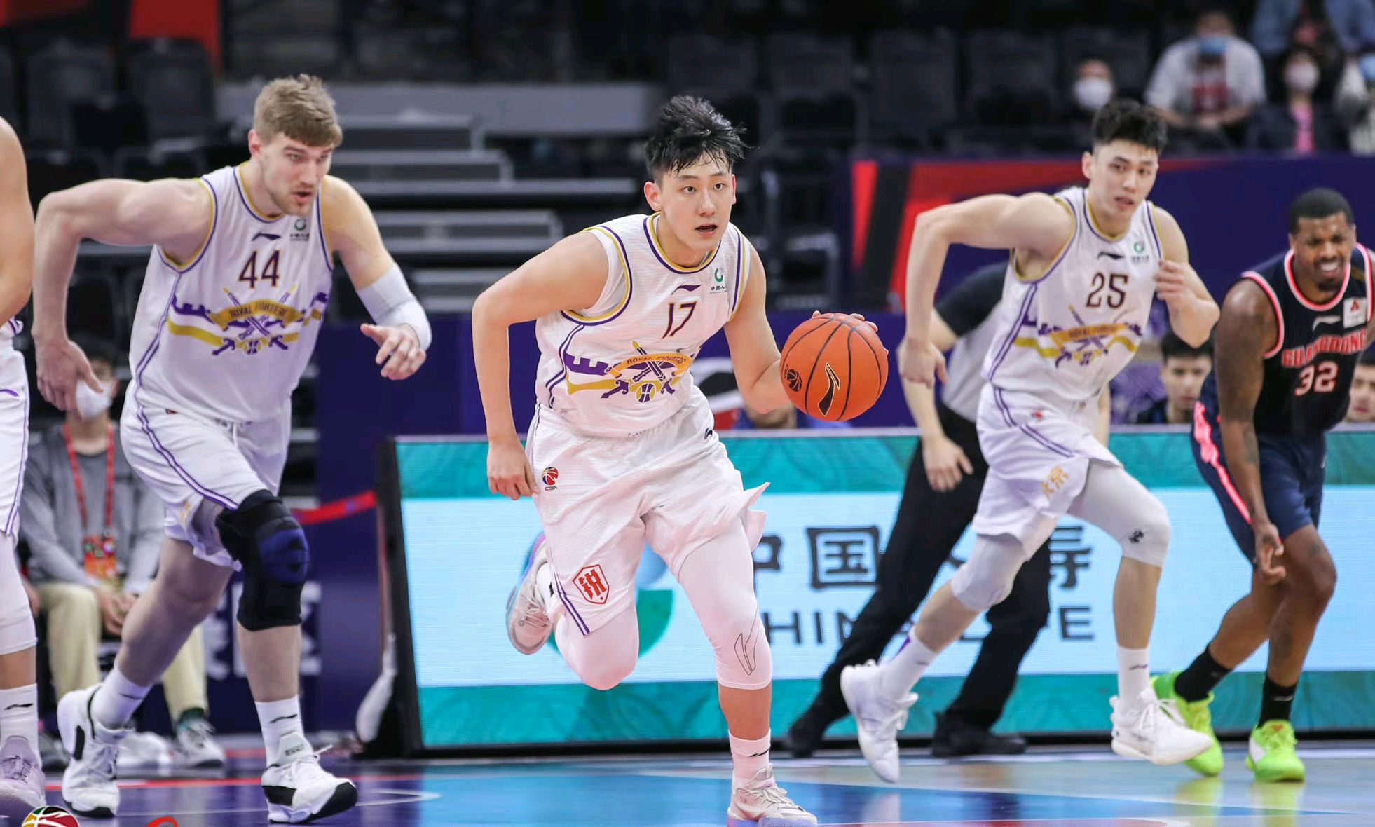 CCTV5直播！广东VS北控重振雄风杜锋复仇一雪前耻马布里破釜沉舟