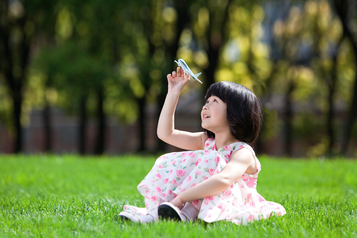 勤奋才是一切的真相,真正的勤奋从来都是不露声色的