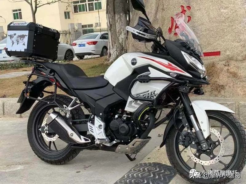 豪爵dl150与gzs150怎么选,豪爵dl150实车照片