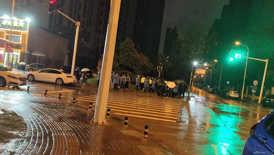 武汉小区更换物业需要多少户,武汉一小区更换物业