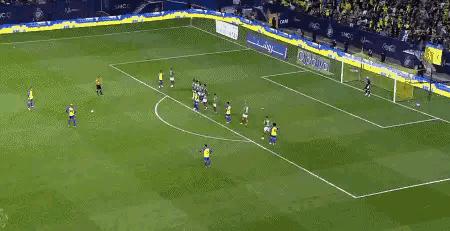 C罗惊艳沙特首秀，获得全场最佳！利雅得胜利队1：0险胜对手。