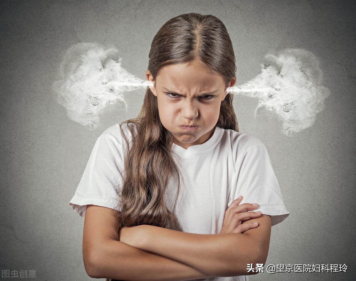 来大姨妈流出很多果冻状血块,没来大姨妈突然流出来血块是什么