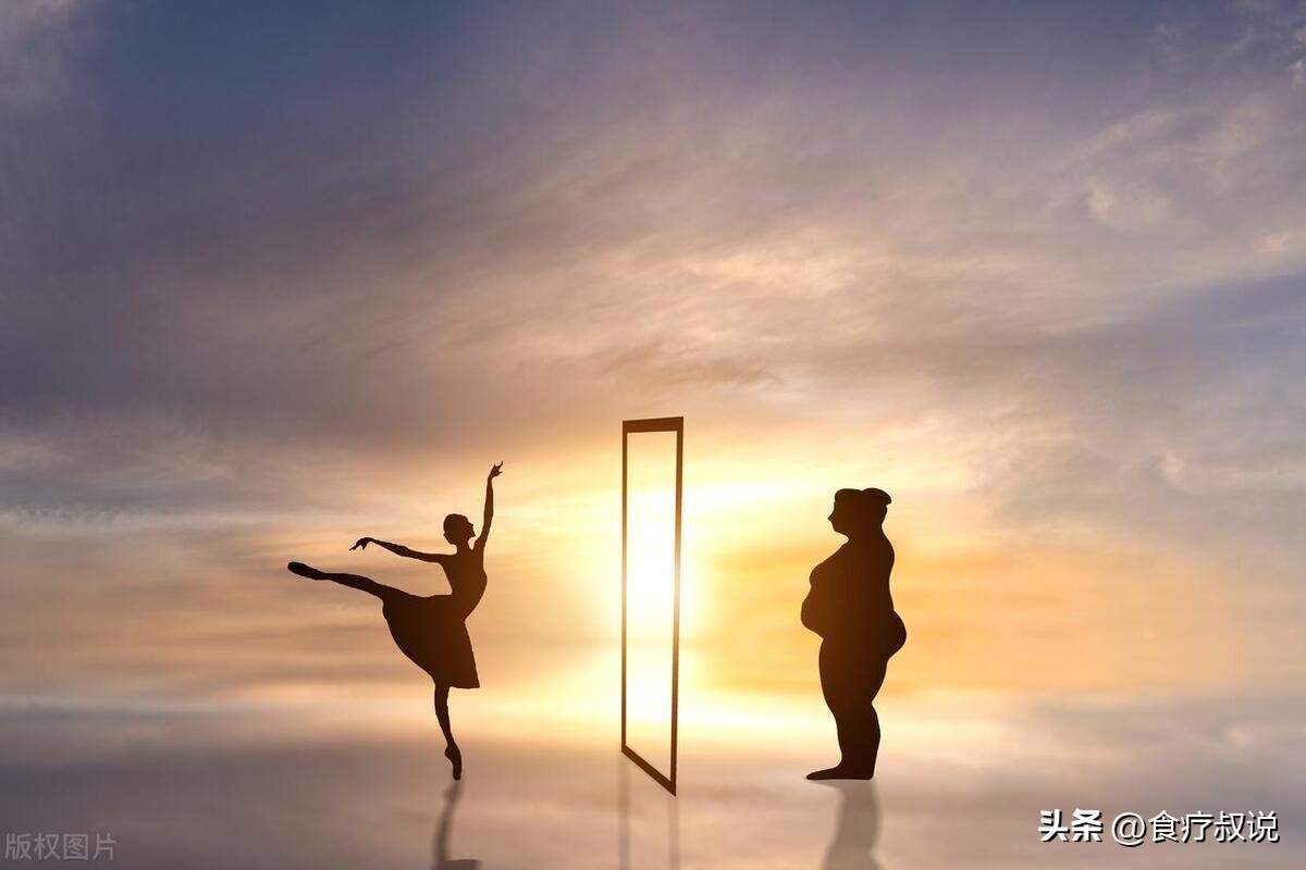 妹子1周减6斤吃晚餐的关键是什么,饭后8个动作一个月减40斤