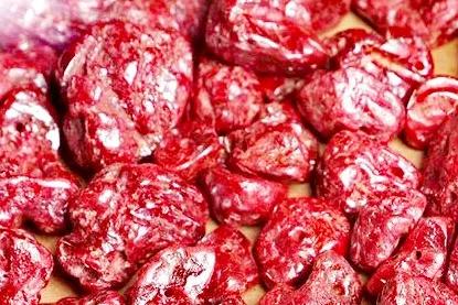 那一抹晶莹的神秘红--潜生在中国人心目中的朱砂痣！