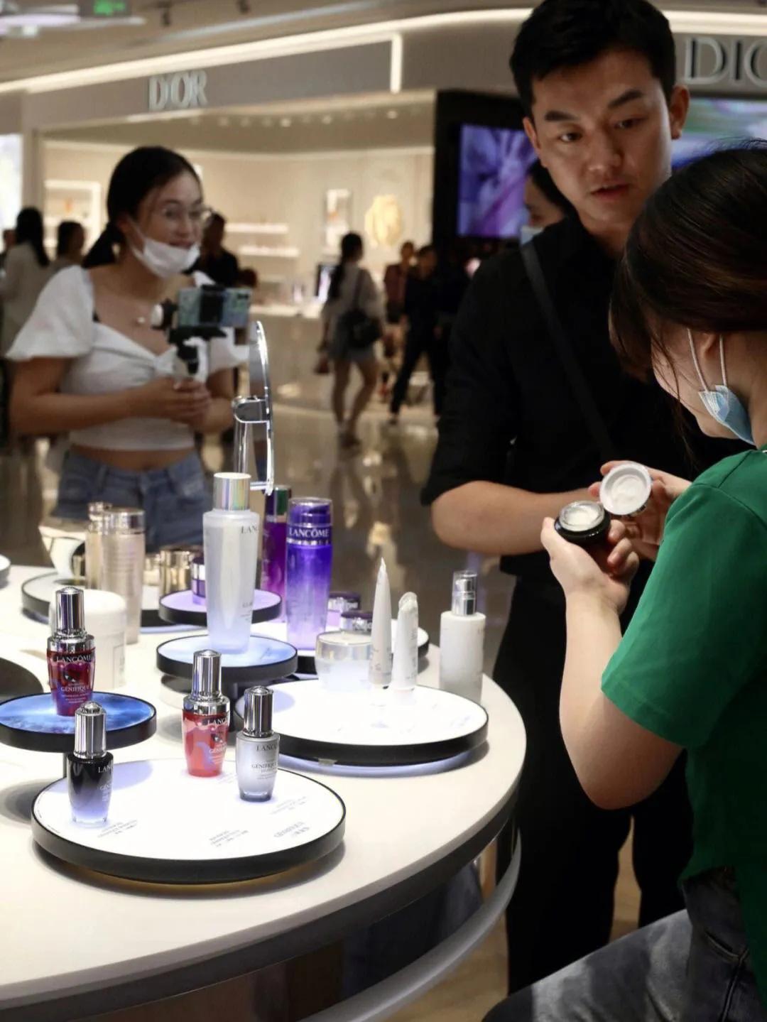 万家丽美妆购物攻略,万家丽便宜美妆店