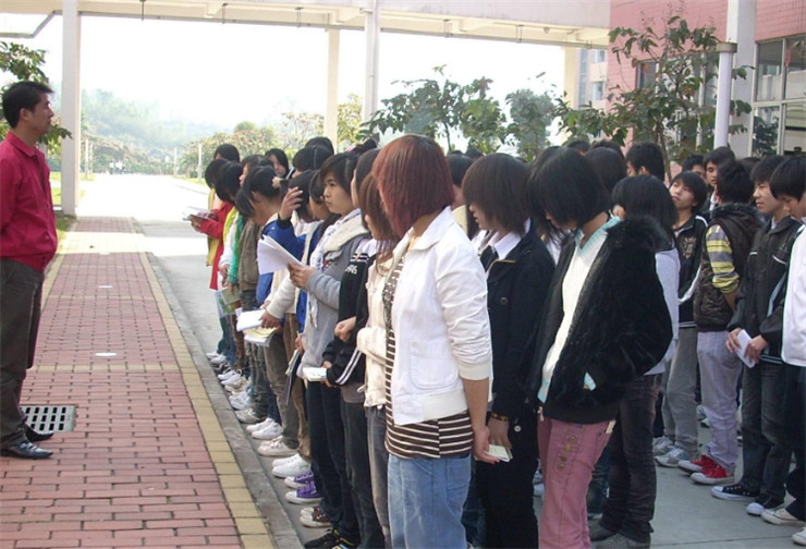 工厂招工套路大揭秘,工厂工人招聘大全