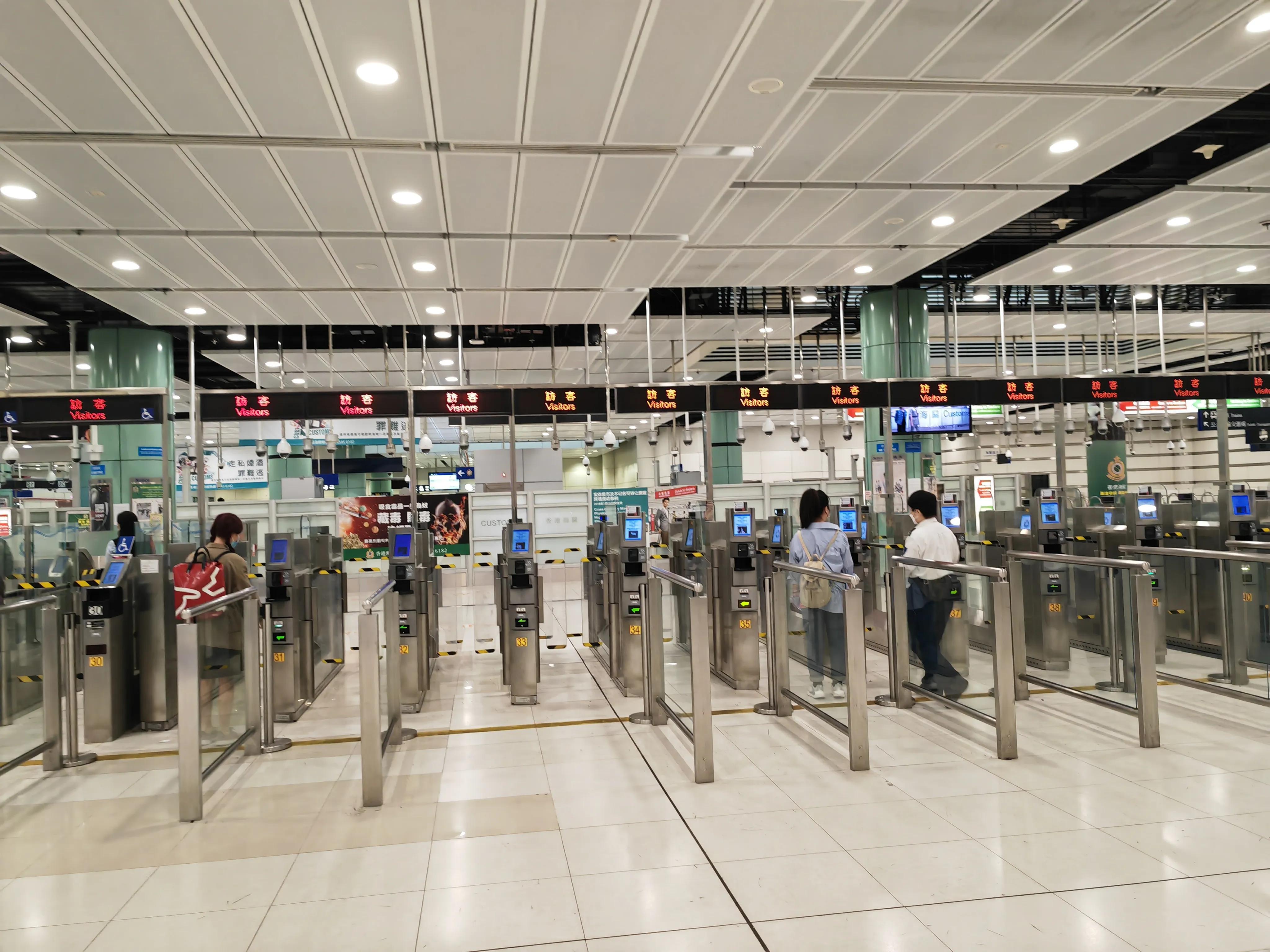 从深圳去香港走哪个口岸方便,从香港回深圳福田口岸怎么过关