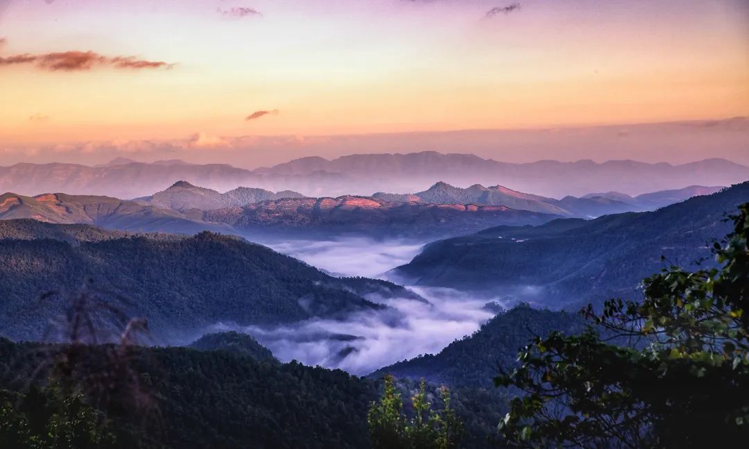 父爱如山如大海般深沉,父爱如山就是最伟大的爱