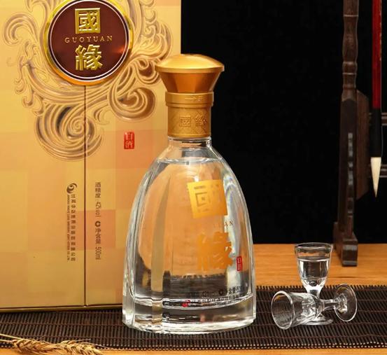 200元内公认十款性价比高的纯粮酒,国庆送礼酒哪个牌子好点