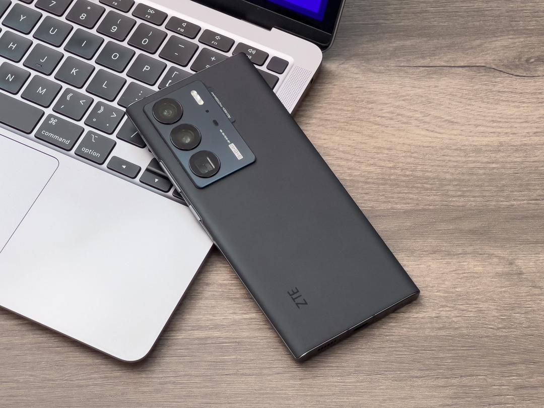 中兴不做手机会怎么样,中兴不做全面屏好了吗