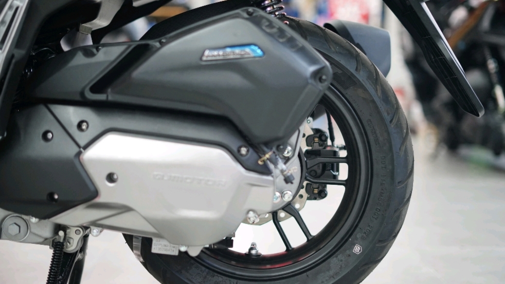 钱江qj鸿150怎么样,钱江qj150踏板爆改