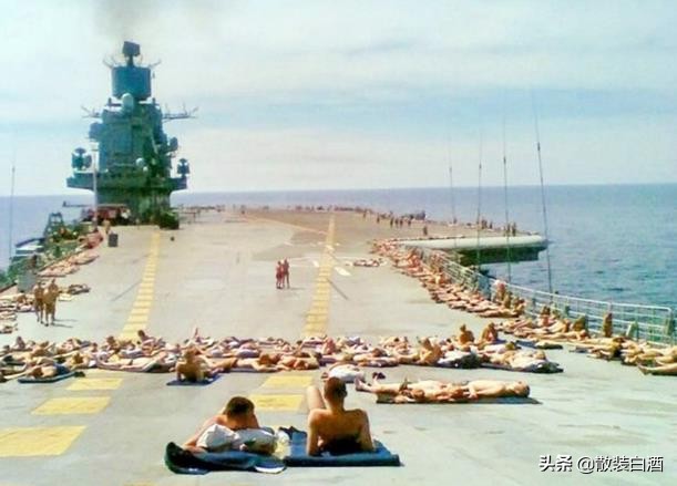 造一个航母有多难,造航母用多少吨钢板