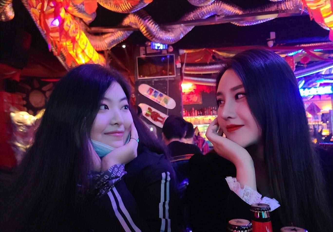 我山东姑娘,体重170,曾因胖被人诋毁,今靠身材挣钱,日入3000