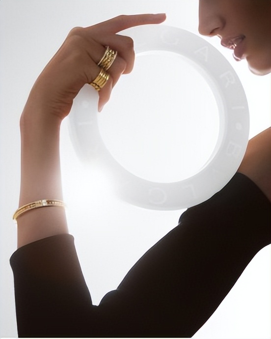 bvlgari宝格丽官方现场,bvlgari宝格丽耀目光彩女士香水