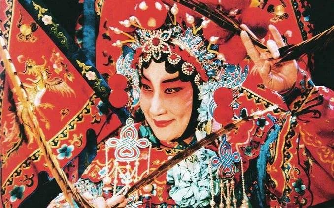 样板戏到底错在哪里,样板戏的局限性