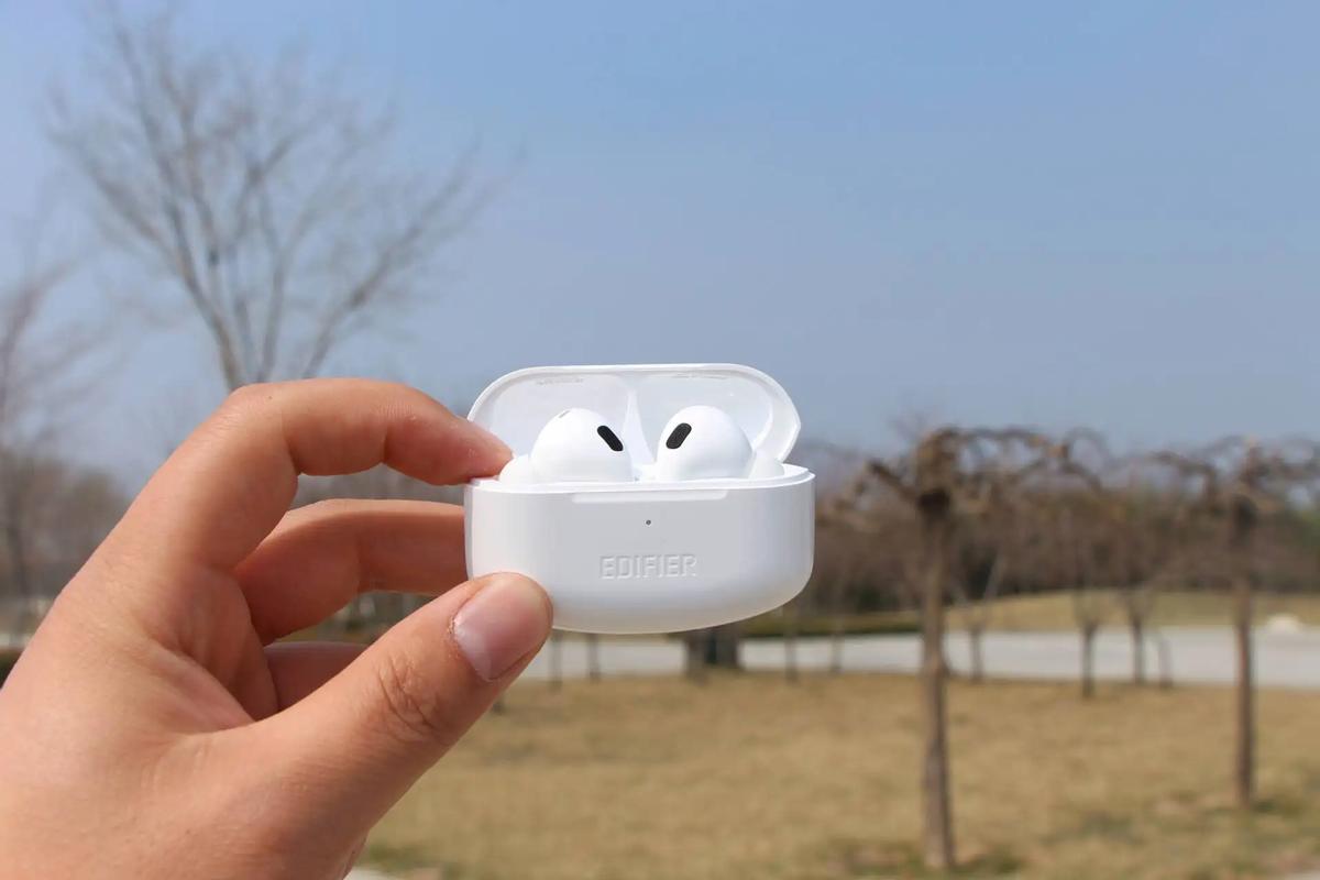 300元以内漫步者耳机哪个好,300以内性价比高的蓝牙耳机漫步者