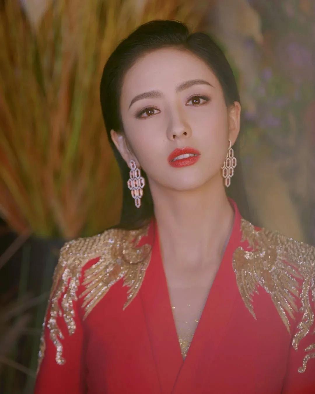 春夏必学的好看发型第六款,过年不重样12款发型超简单好看