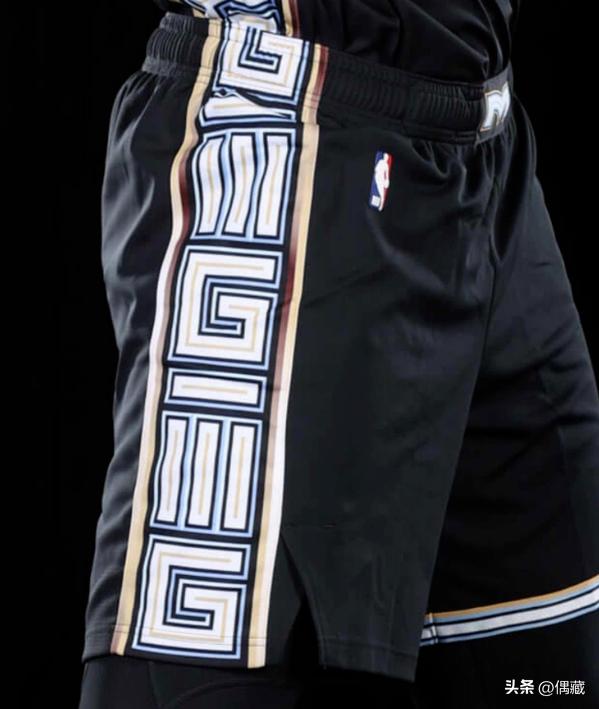 c罗海报最新,thedugout限量签名海报