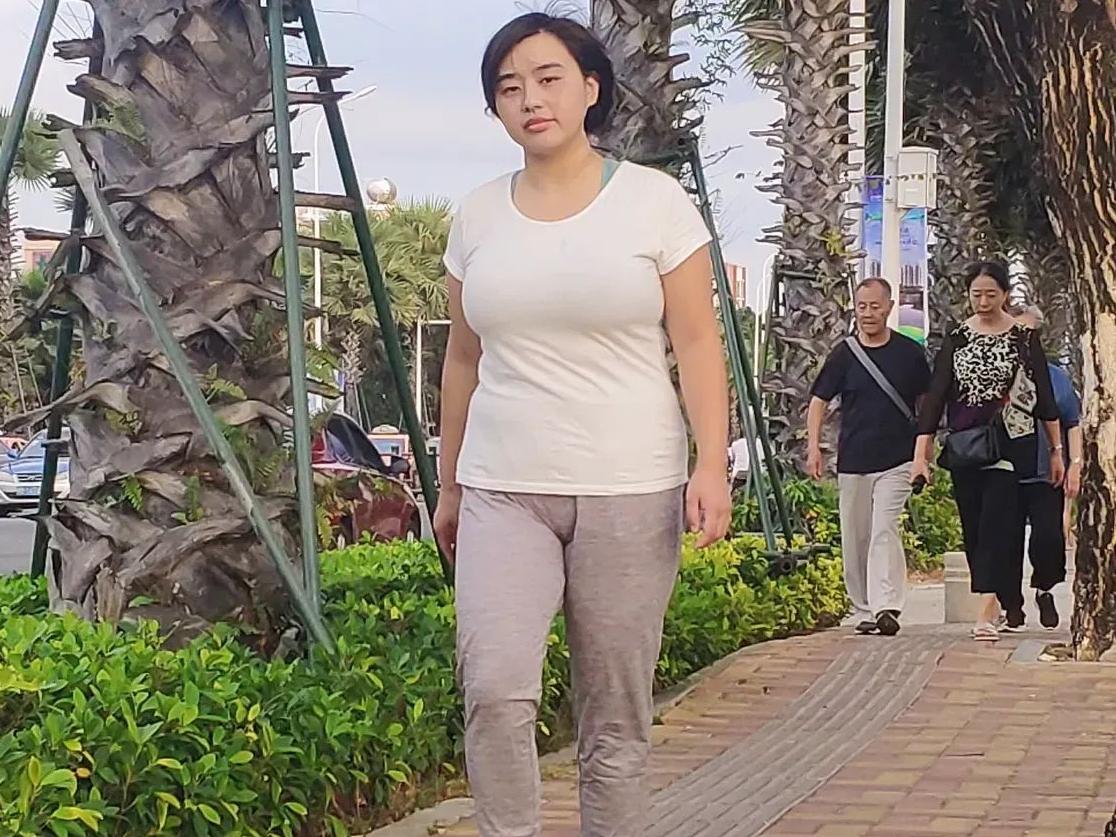 要长相要身材没身材谁给你的自信,要身材还是要长相