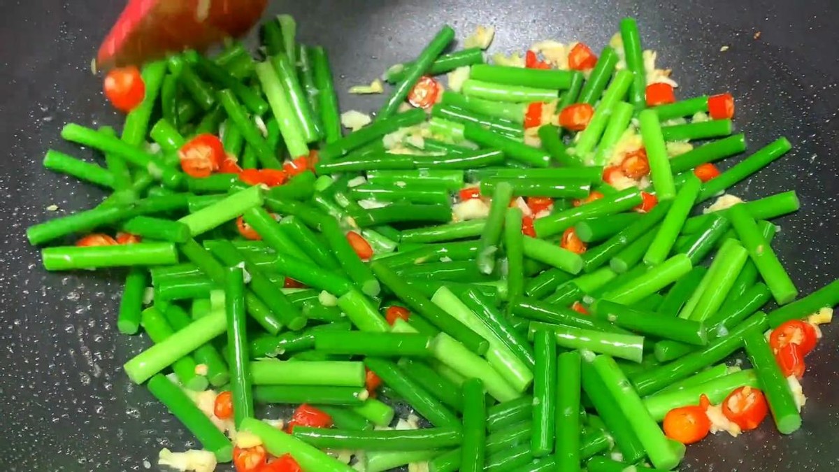 健康养肝护肝吃这四种食物,护肝王怎么消除肝毒