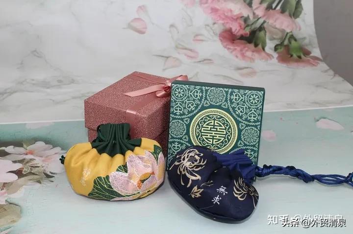 外贸|客户受够了这些礼物！不要再送了！