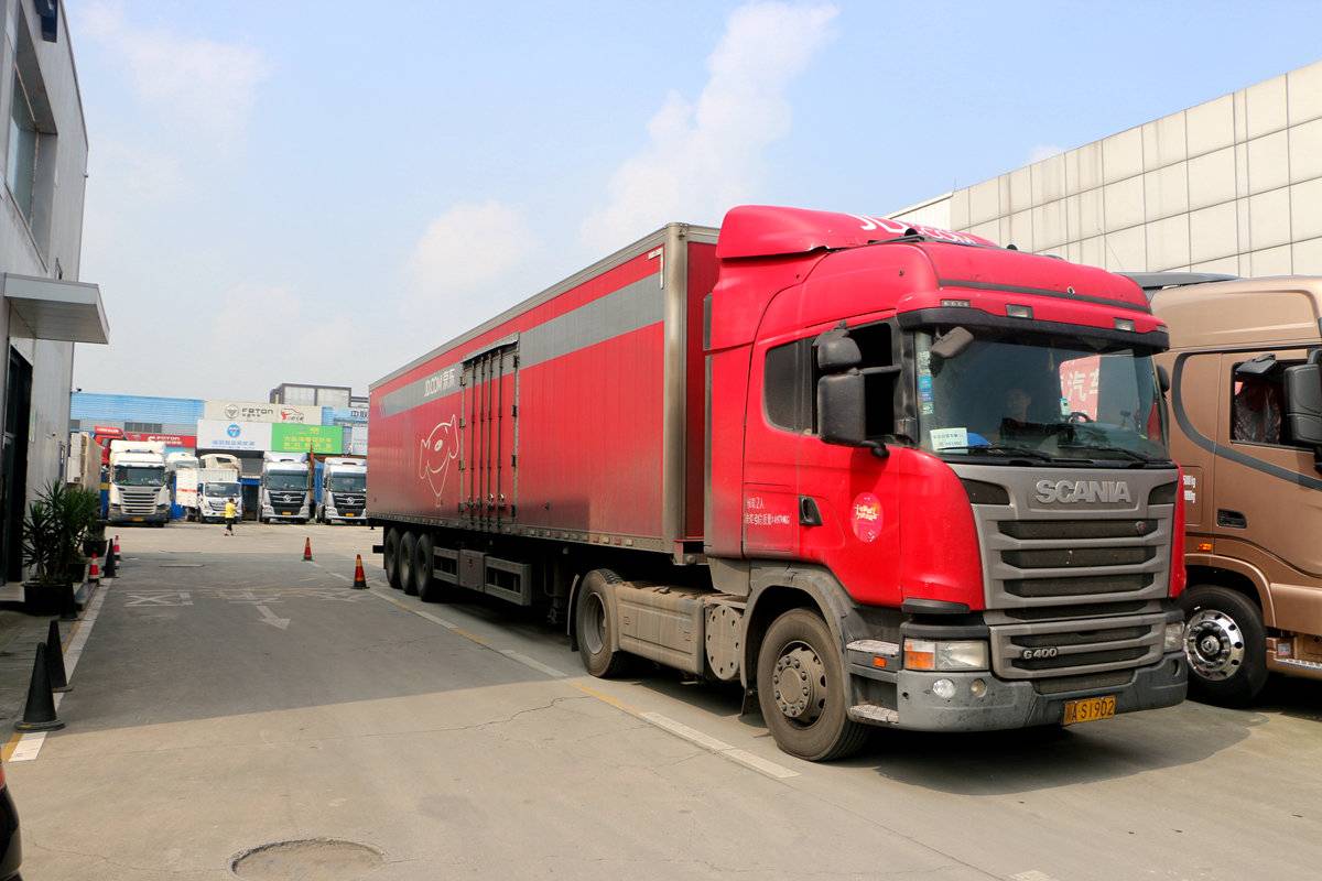 斯堪尼亚卡车降价,斯堪尼亚重卡最新视频