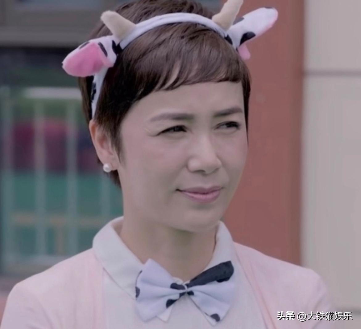 李小冉和阿娇近距离合影,李小冉阿娇合影