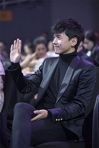 出生在小县城,出生在小县城里