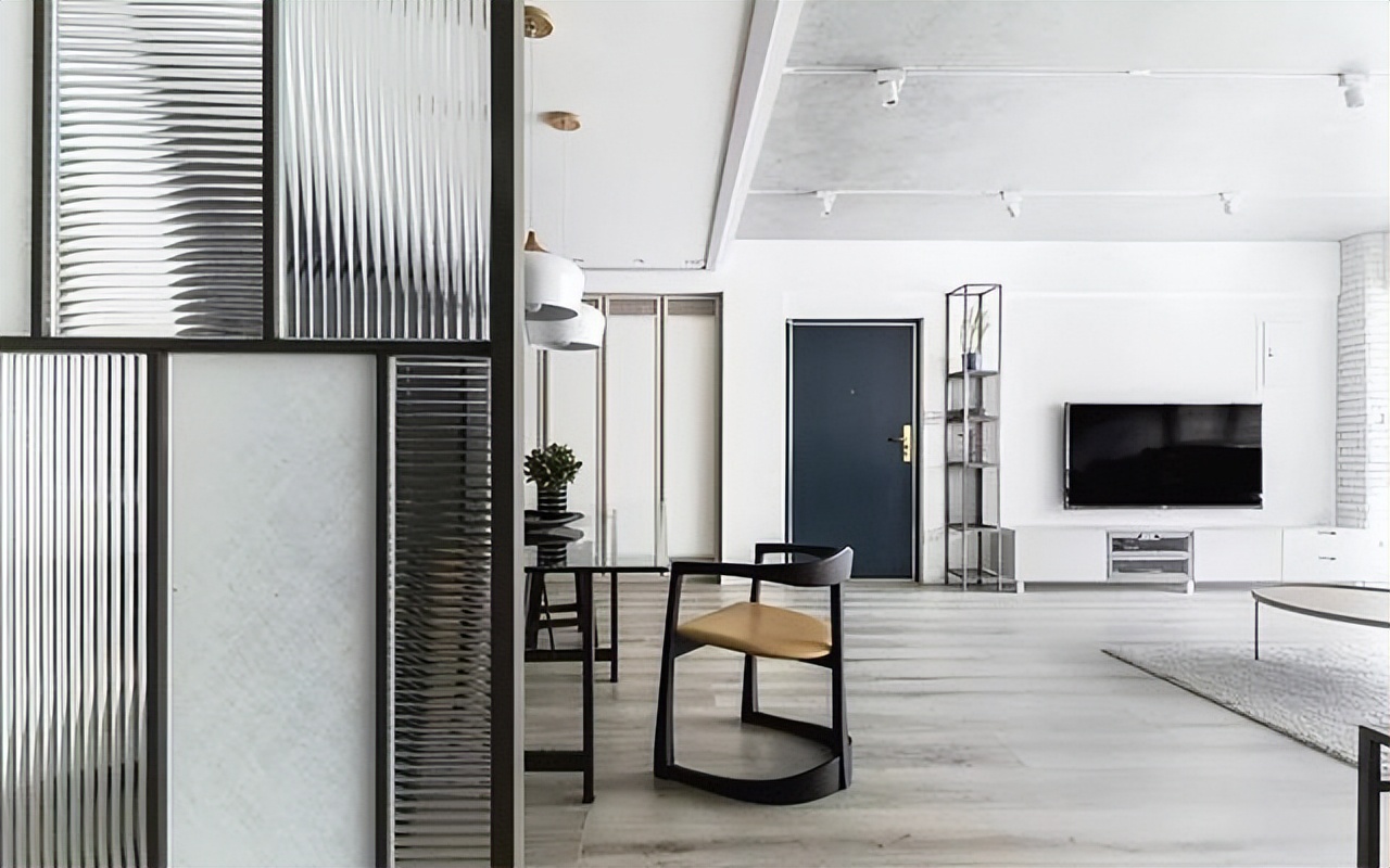 墙里的电线烧坏了,家里电线烧坏怎么办不用拆墙