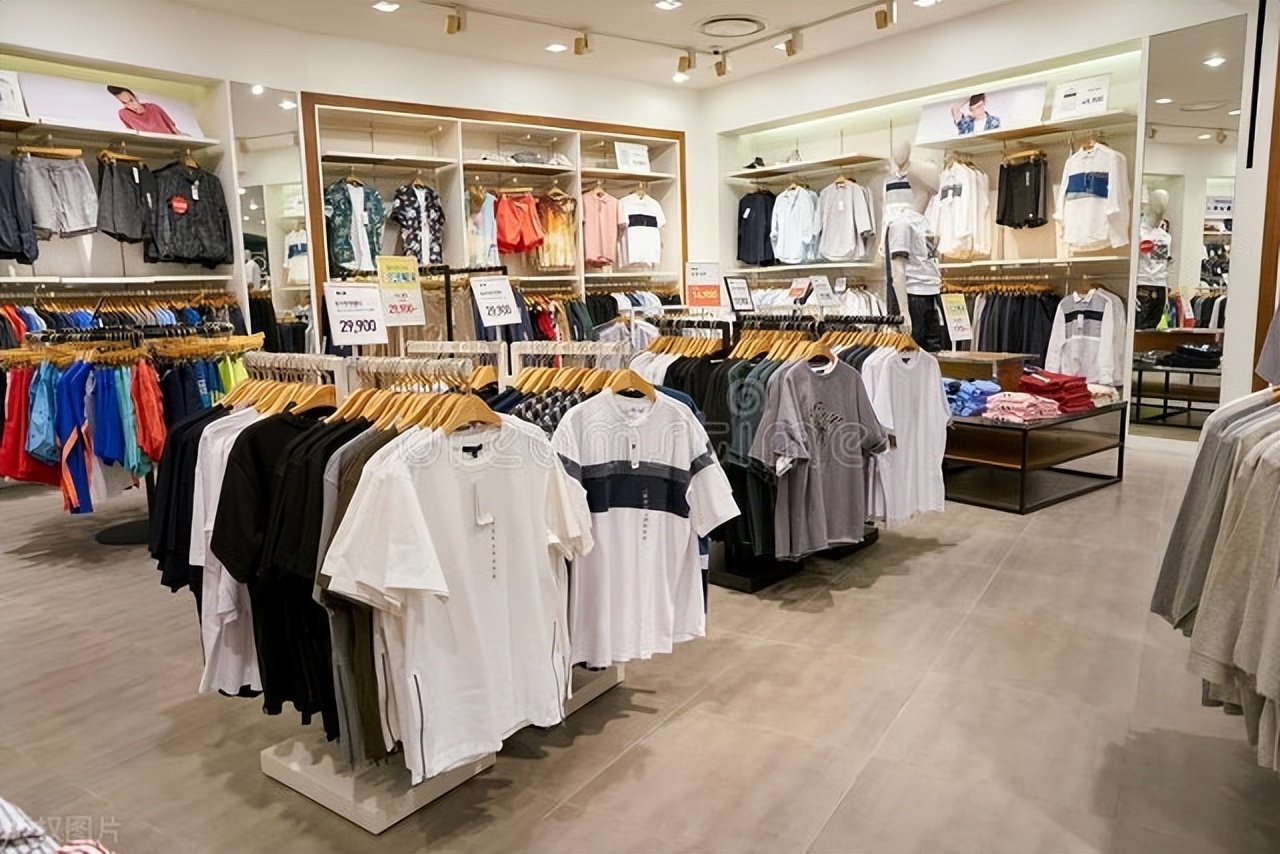 服装店铺装修有哪些窍门？做好这3点，顾客主动上门