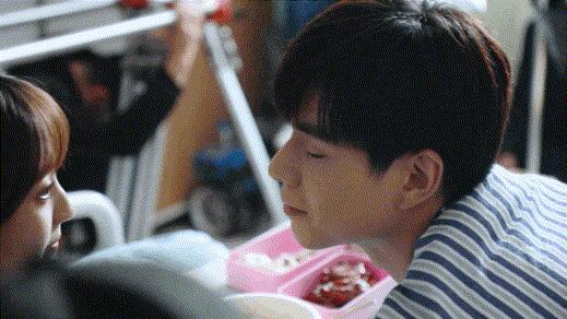 霉霉发歌diss水果姐,霉霉diss新消息