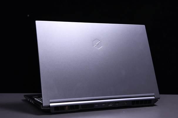 为什么建议大学生选游戏本？用上四年，才发现性能真的很重要！