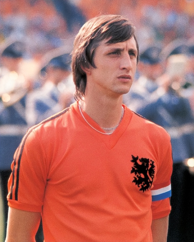 黄金左脚排名,足坛十大黄金左脚