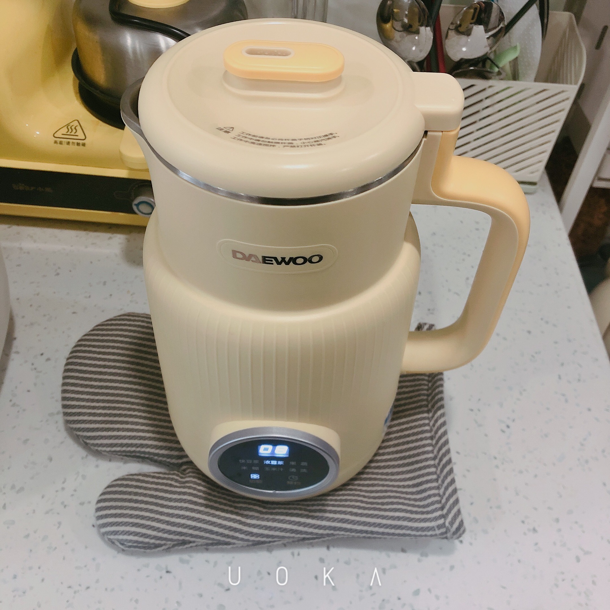 厨房有这几样电器就够了,厨房电器有一个电饭锅就够了