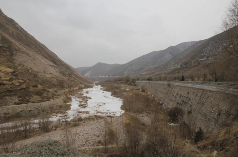 古浪大石头,古浪县城的大石头
