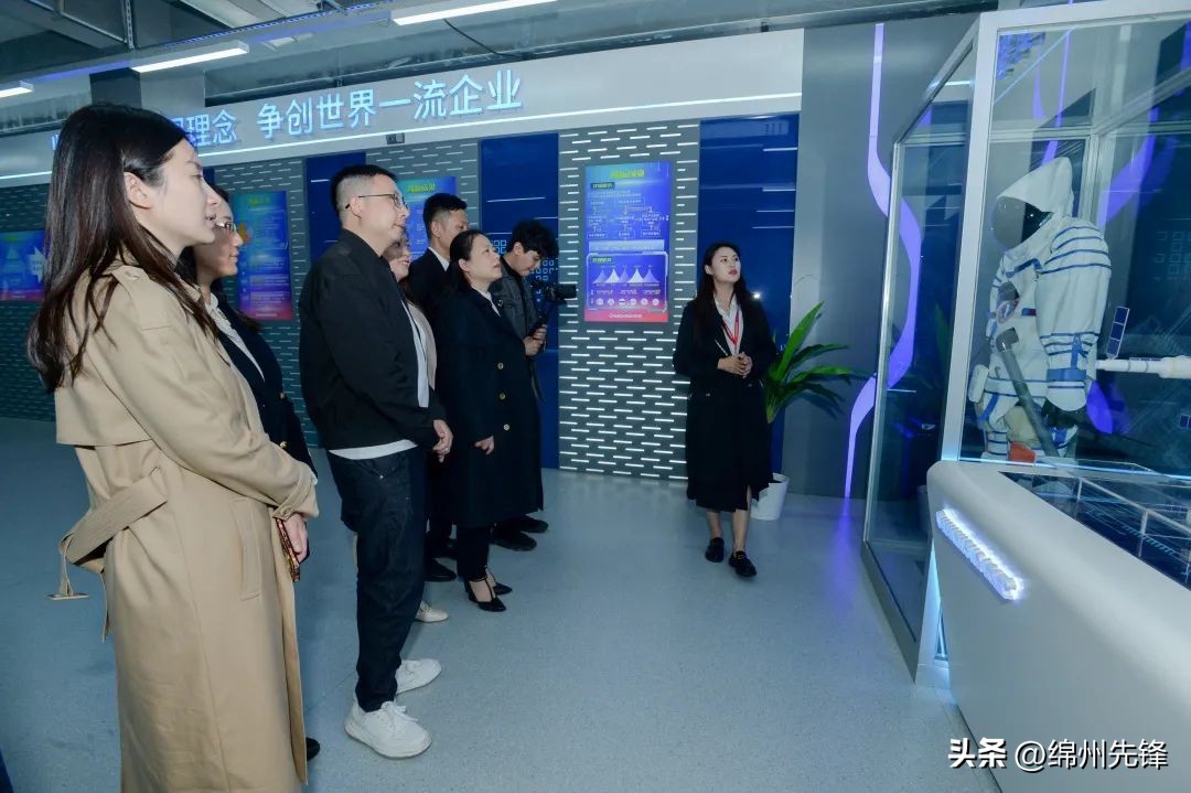 微长虹佳华,微长虹