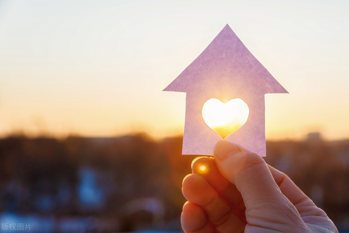 性格内向的男人该怎么相处,性格内向的女孩如何和异性相处