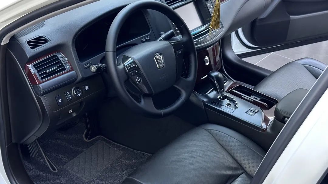 大修过的12代皇冠还值得购买吗,14代皇冠回炉重造全过程