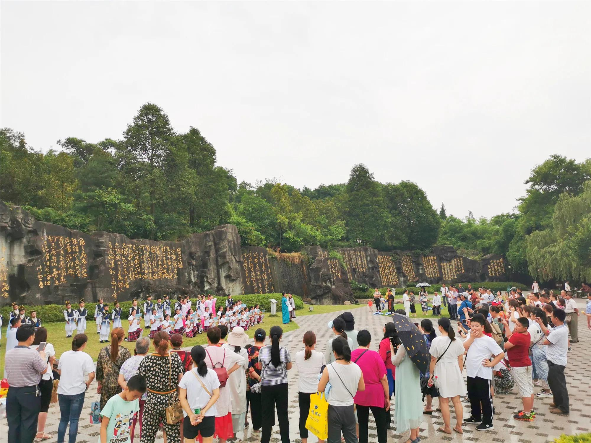 李白的三大思想是什么,李白的思想和性格对其创作的影响