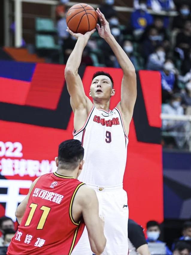 2019-2020总决赛广东宏远队十冠王,广东宏远最新消息队员一览表