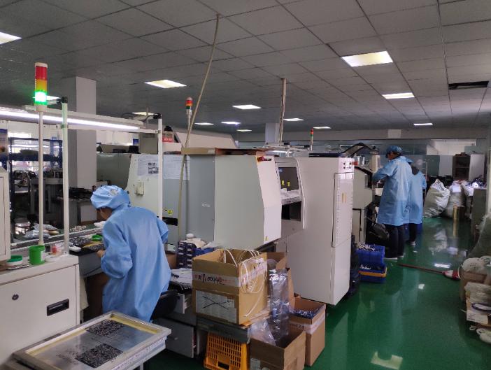 国内工厂是怎么压榨工人的,压榨不定时工作制员工