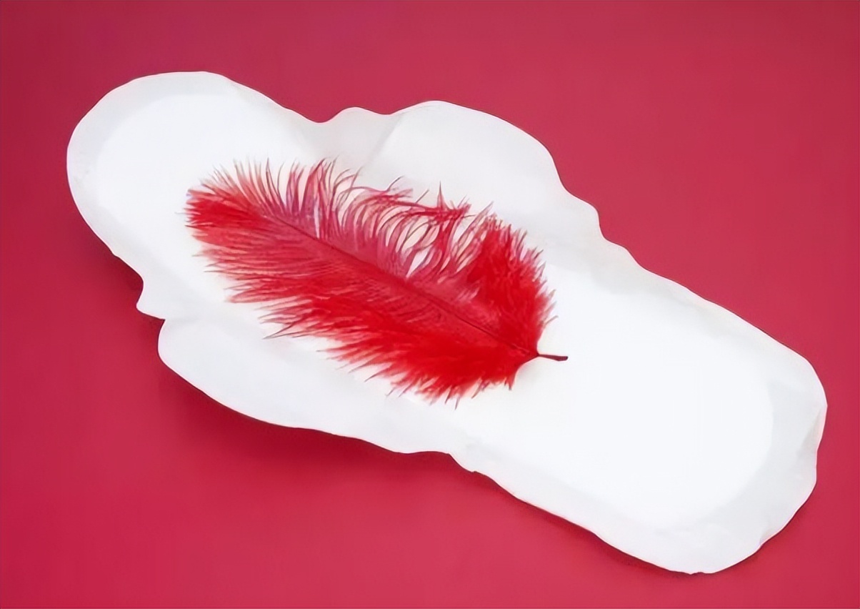 女人用卫生巾好还是棉条好,女性卫生巾与棉条