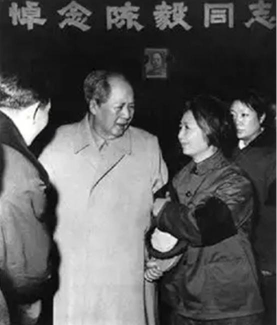 72年公安部长去世，讨论新任公安部长时，毛主席：曾山怎么样？