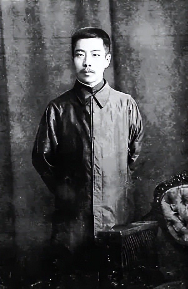 30岁男人高逼格男装推荐,适合40岁男士的中国风男装