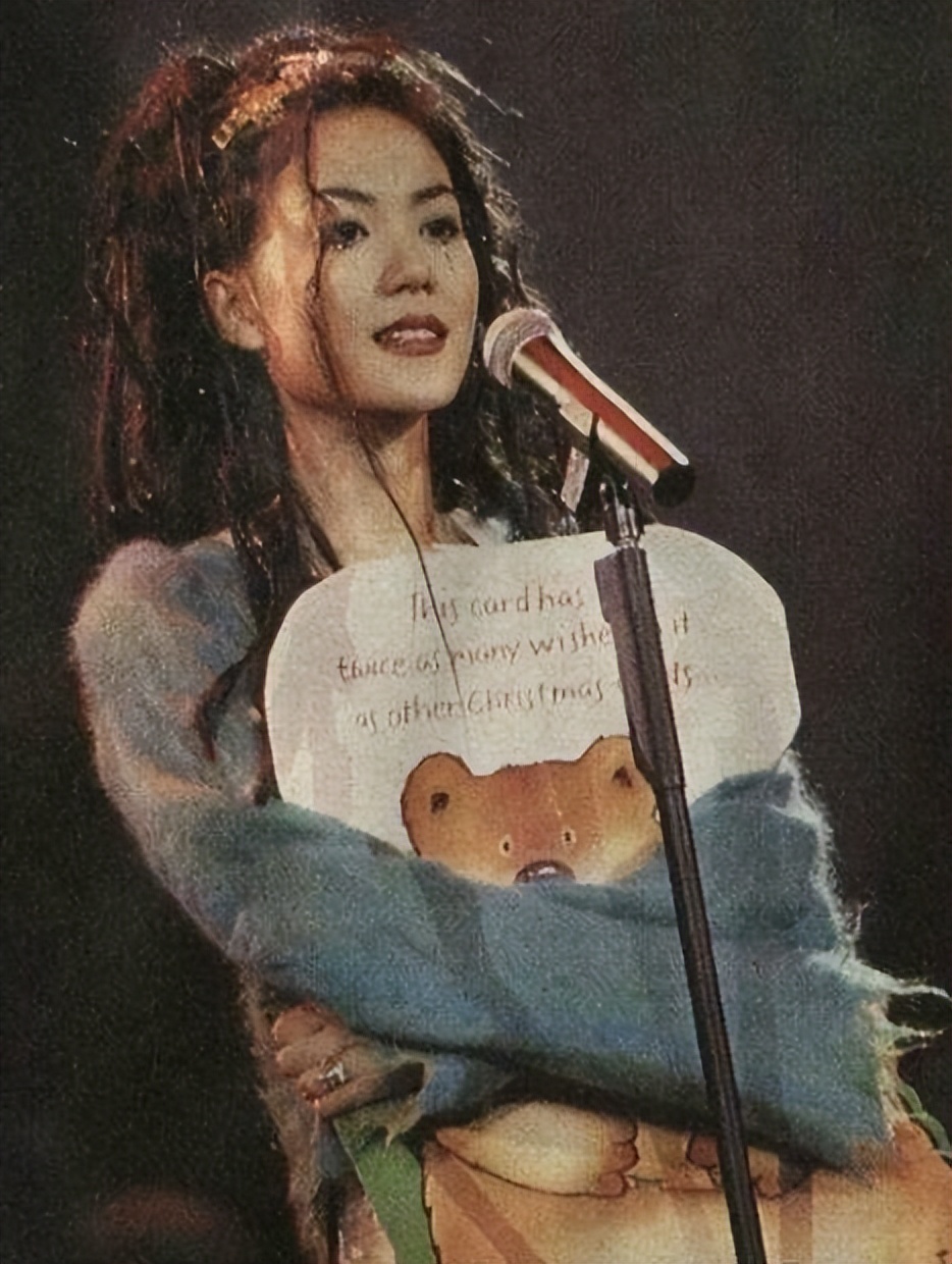 王菲和谢霆锋为什么兜兜转转,王菲和谢霆锋之间兜兜转转的爱情