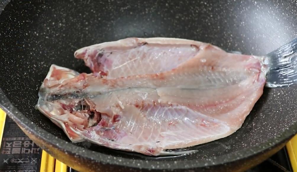 三月鲫什么时候吃,为啥不能吃三月鲫