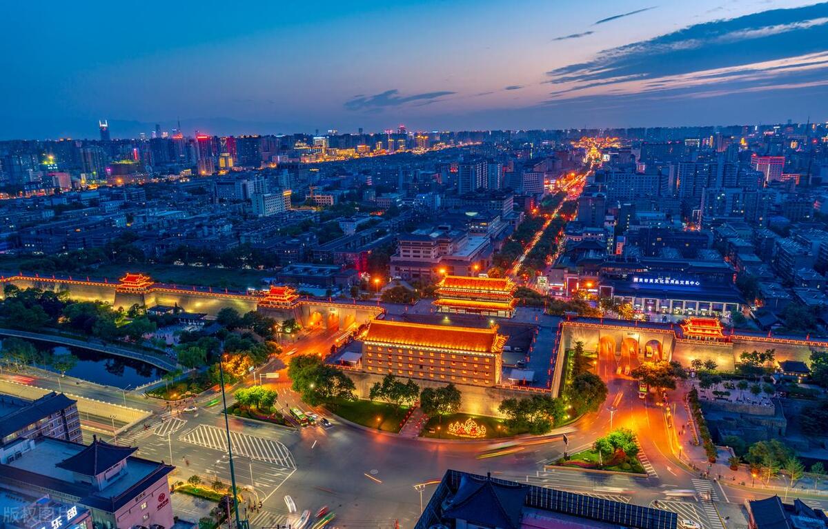 西安7日游攻略住宿便宜,西安华山一日游住宿价格