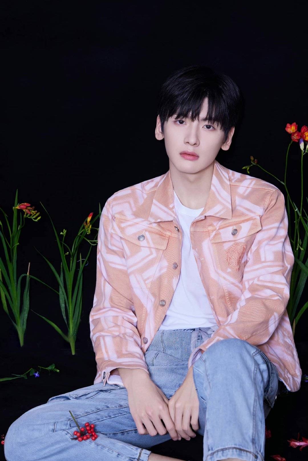 张艺兴同款外套怎么穿,张艺兴白敬亭穿搭